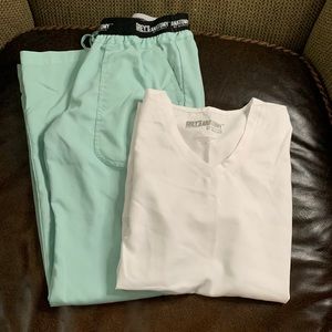 Greys Anatomy Scrub Set